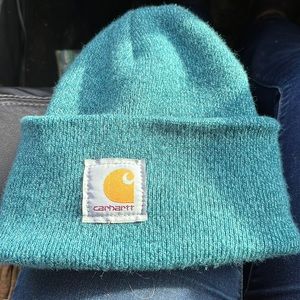 One size fits all carhartt knit cuffed beanie.